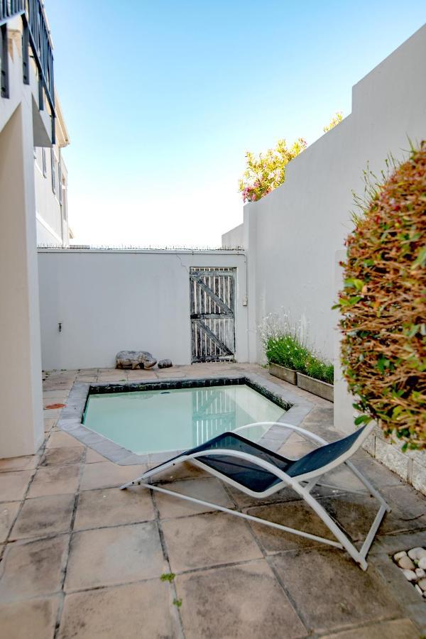 Camps Bay Guest Suite With Private Pool كيب تاون المظهر الخارجي الصورة